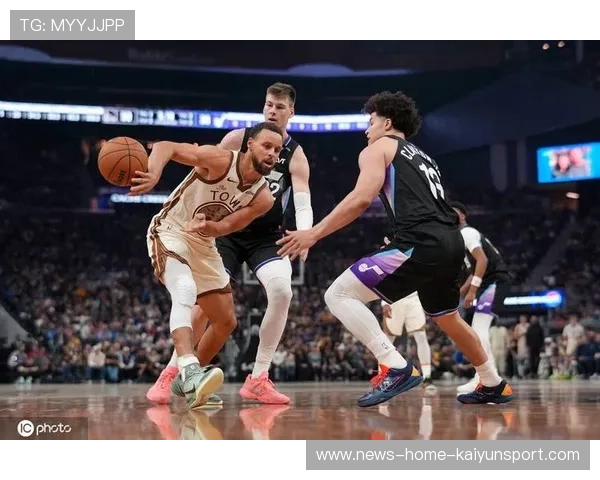 NBA勇士库里切入反跑接球上篮得分:极致控锋背后的训练秘密 NBA勇士库里切入反跑接球上篮得分:极致控锋背后的训练秘密