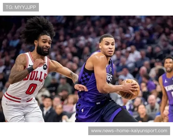 国王后场冲刺练习，福克斯助攻视野扩展