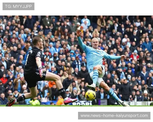 德布劳内门前回传哈兰德一蹴而就