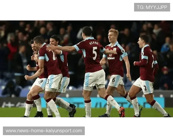 热刺前场高压崩溃对手防线，顺势破门直击胜利